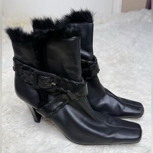 Apostrophe Flirty Heeled Square Toe Leather Boots Black Size 7.5 Y2K Faux Fur